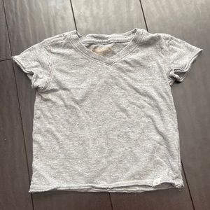 Burt’s Bee’s baby gender neutral organic cotton gray t-shirt size 12M GUC